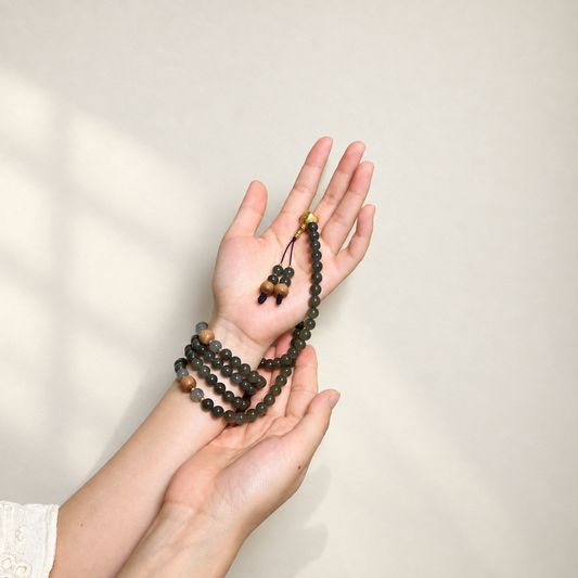 Lake-Green Hetian Jade 108 Mala - 碧玉佛珠（无黑）_A0050